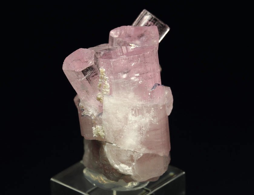 pink gem TOURMALINE var. ELBAITE