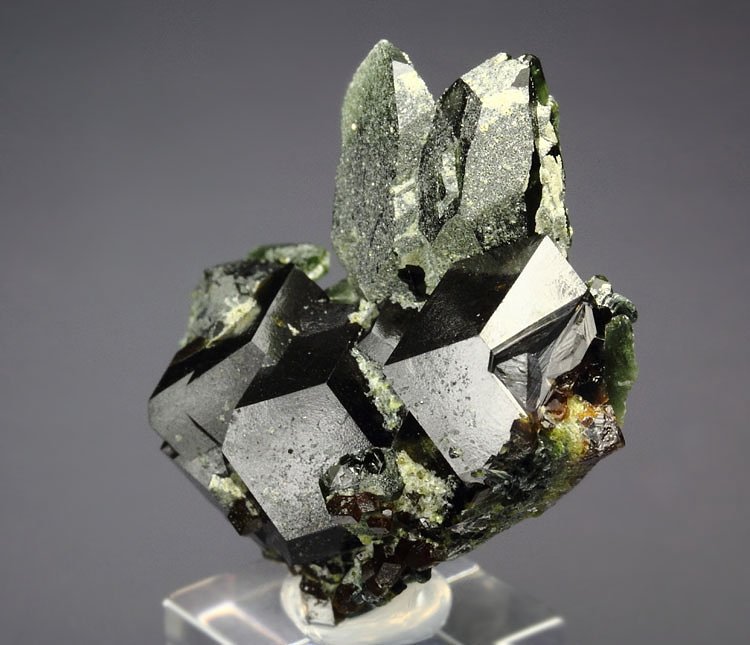 GARNET var. ANDRADITE, DIOPSIDE