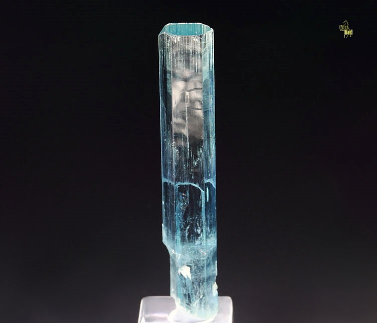 gem BERYL var. AQUAMARINE