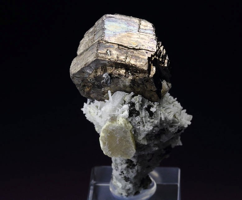 PYRRHOTITE, PYRITE, SPHALERITE, QUARTZ