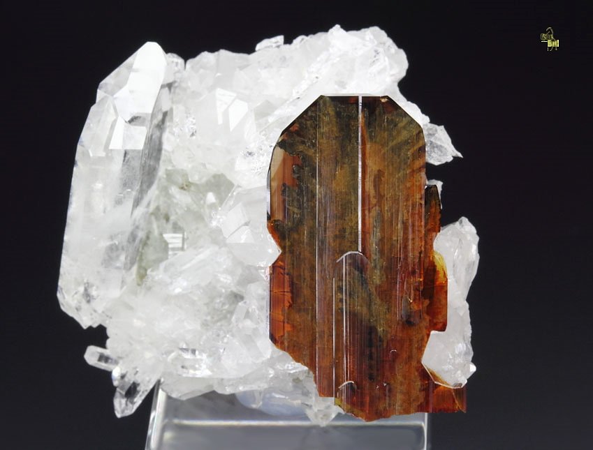 BROOKITE, QUARTZ