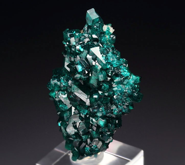 gem DIOPTASE