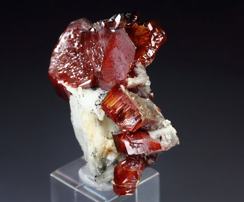 skeletal VANADINITE, BARYTE