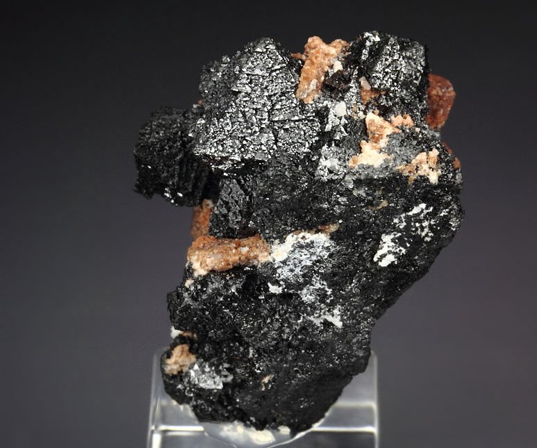 HAUSMANNITE, GARNET var. ANDRADITE