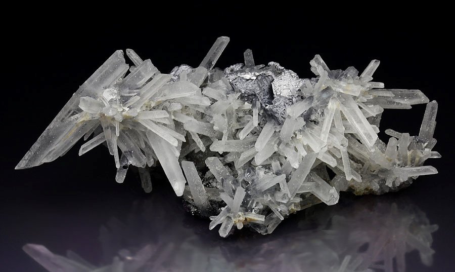 skeletal GALENA, QUARTZ