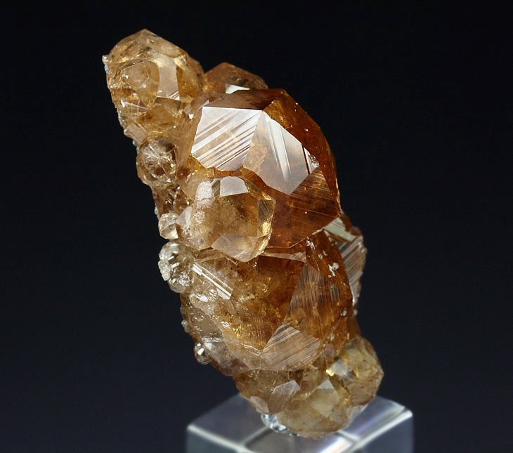 gem GARNET var. GROSSULAR 