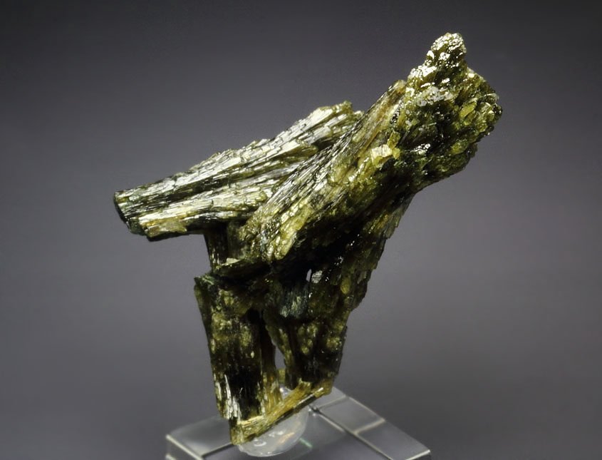 EPIDOTE