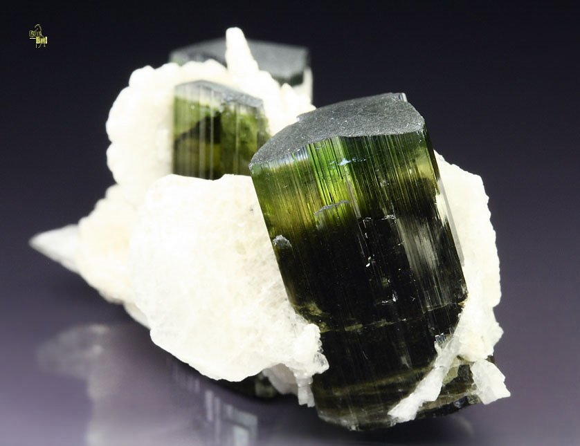 gem TOURMALINE var. ELBAITE, ALBITE