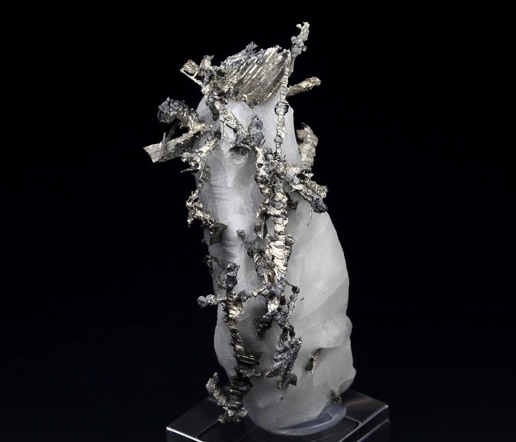 SILVER, DYSCRASITE, CALCITE