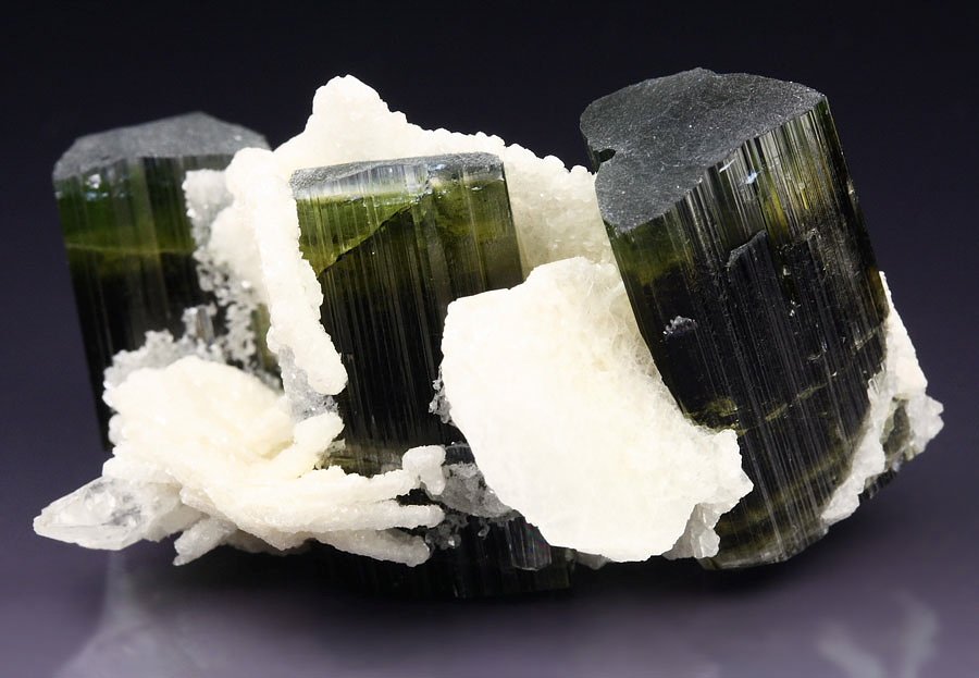 gem TOURMALINE var. ELBAITE, ALBITE