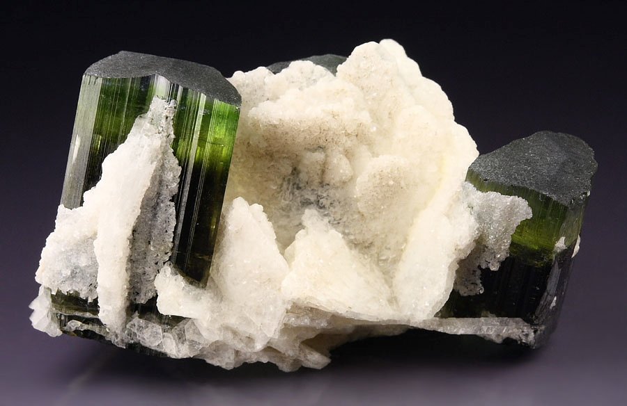 gem TOURMALINE var. ELBAITE, ALBITE