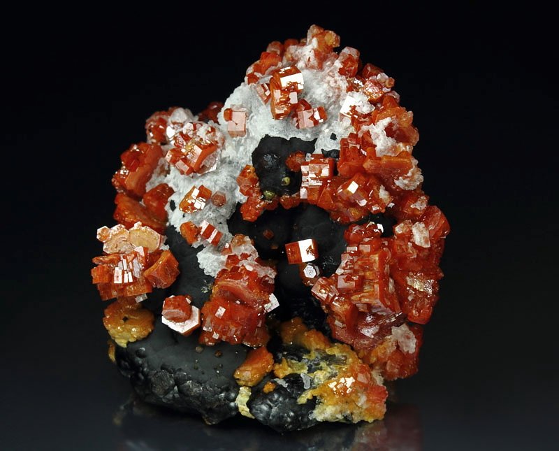 VANADINITE, GOETHITE