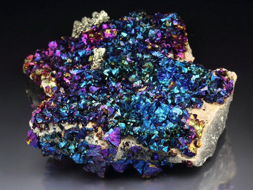 iridescent CHALCOPYRITE