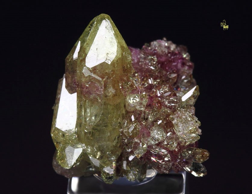 gem bi-terminated VESUVIANITE bi-color