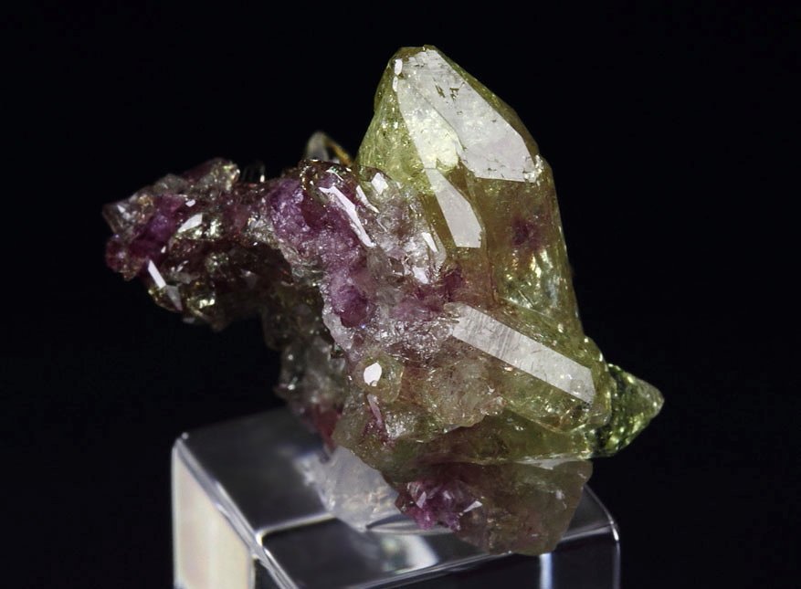 gem bi-terminated VESUVIANITE bi-color