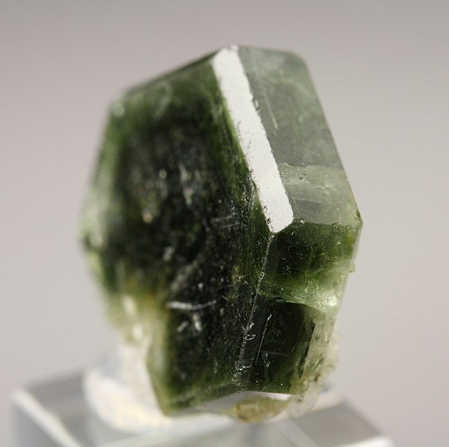 gem FLUORAPATITE