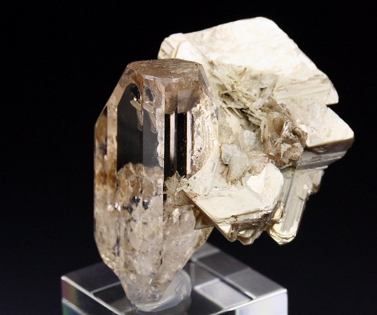 gem TOPAZ, MUSCOVITE