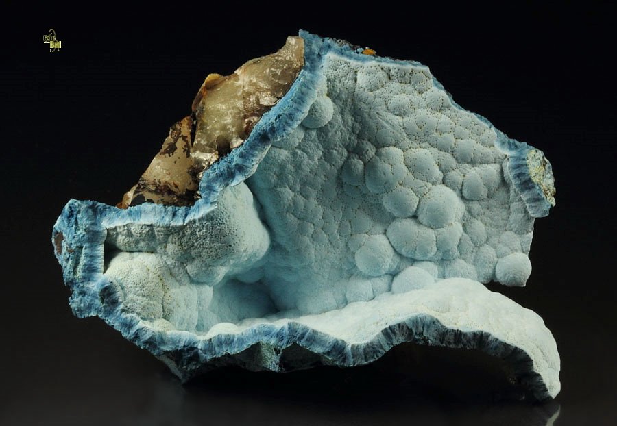 SHATTUCKITE