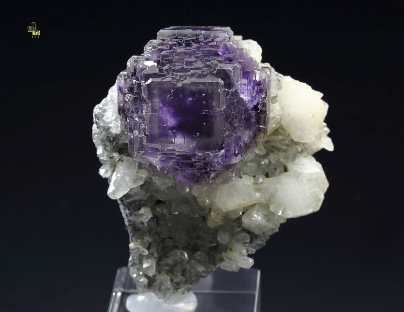 FLUORITE with PHANTOMS, QUARTZ, CALCITE