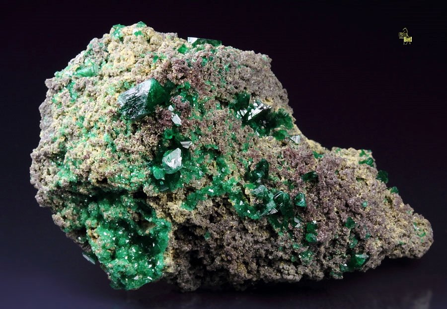 ADAMITE var. CUPRIAN ADAMITE, FERRILOTHARMEYERITE