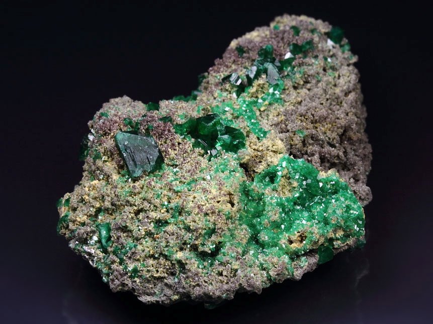 ADAMITE var. CUPRIAN ADAMITE, FERRILOTHARMEYERITE