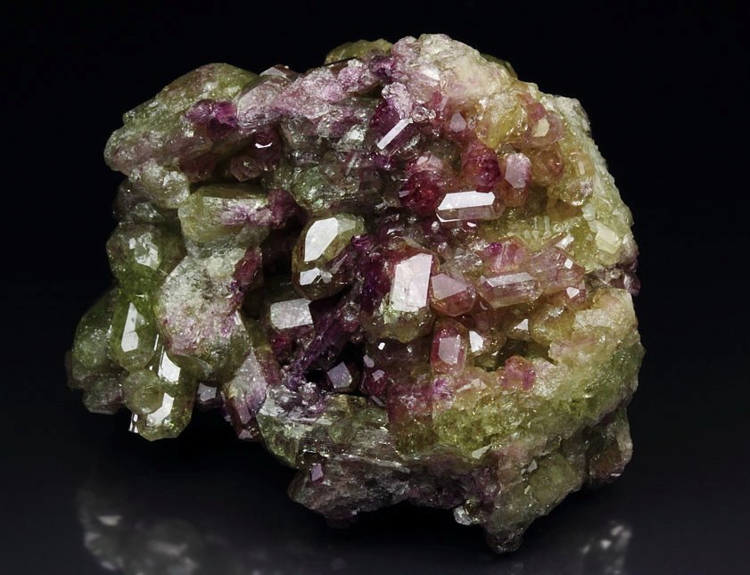 gem VESUVIANITE multicolor