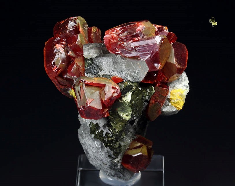 REALGAR, CHALCOPYRITE, QUARTZ