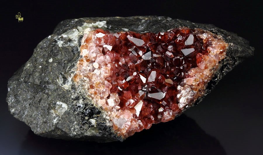 gem RHODOCHROSITE