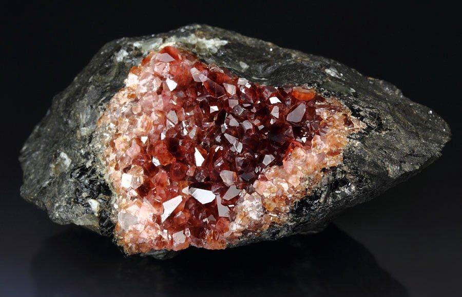 gem RHODOCHROSITE