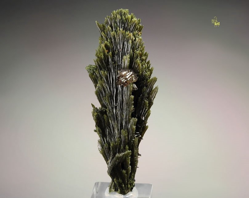 new find - EPIDOTE, AXINITE-Fe