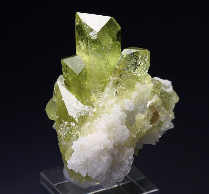 gem BRAZILIANITE, ALBITE