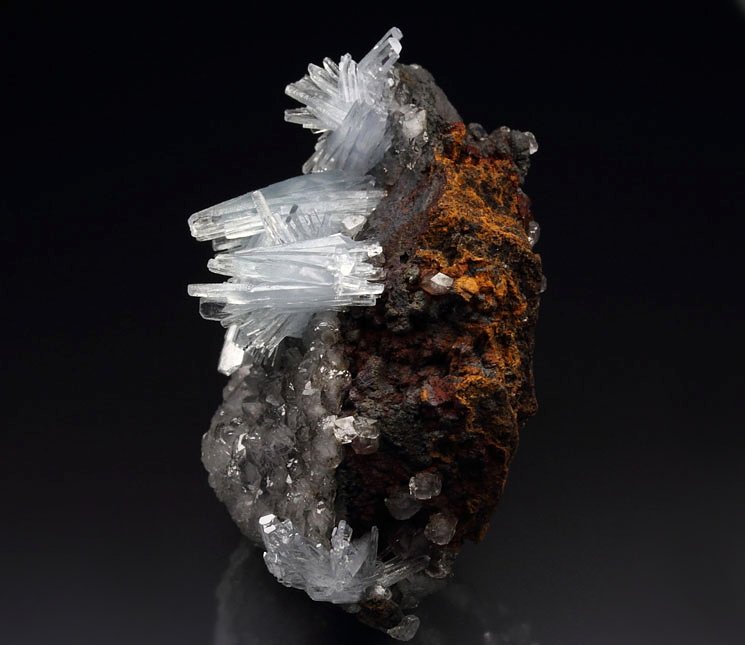 new find - bi-terminated BARYTE, CALCITE