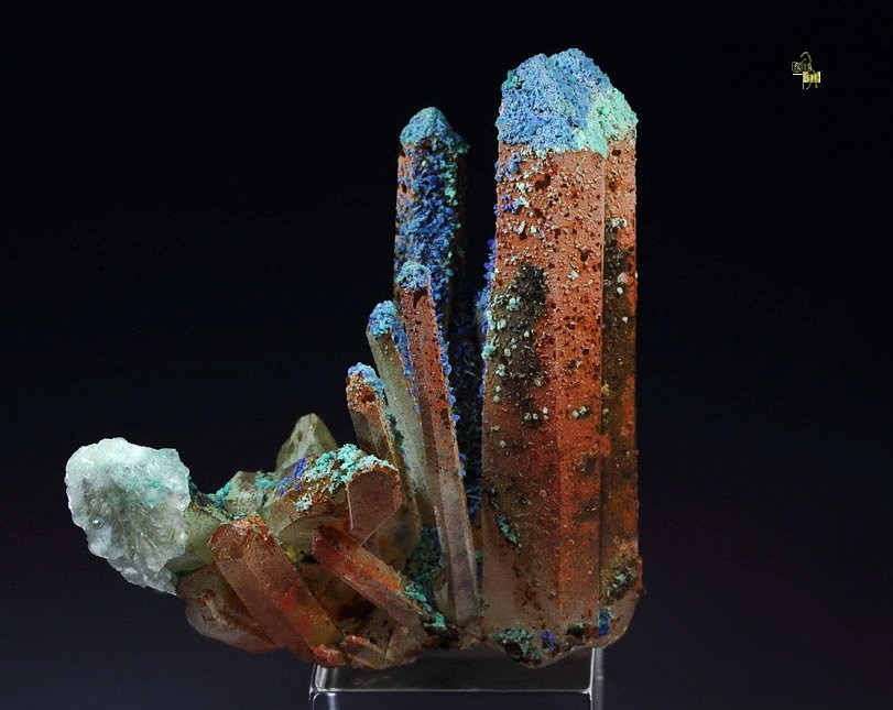 AZURITE, MALACHITE pseudomorph, QUARTZ, CALCITE