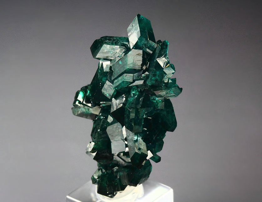 gemmy DIOPTASE bi-terminated 