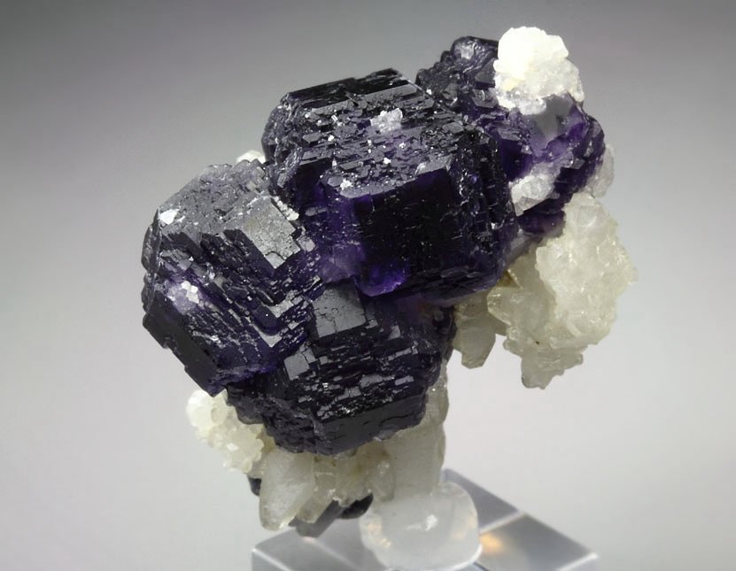 FLUORITE with PHANTOMS, CALCITE - floater 