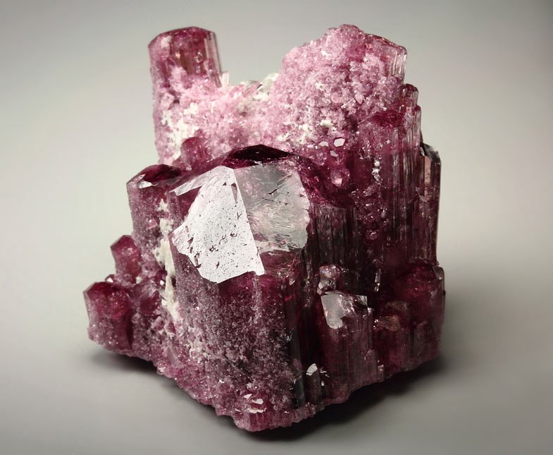 gem TOURMALINE var. ELBAITE, QUARTZ