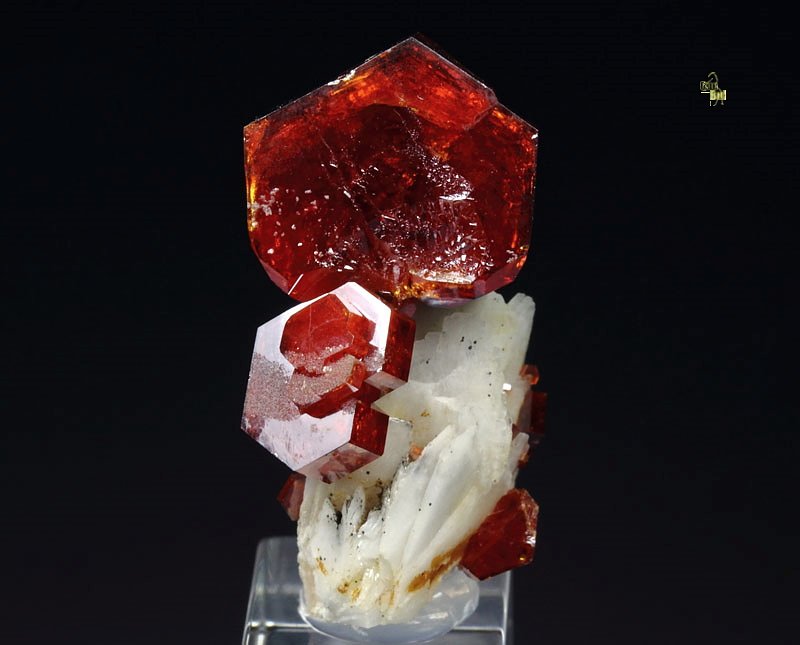 gemmy skeletal VANADINITE, BARYTE