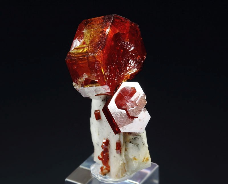 gemmy skeletal VANADINITE, BARYTE