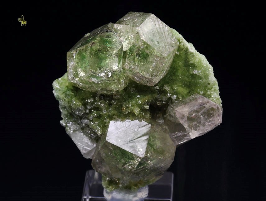 gem GARNET var. GROSSULAR, DIOPSIDE