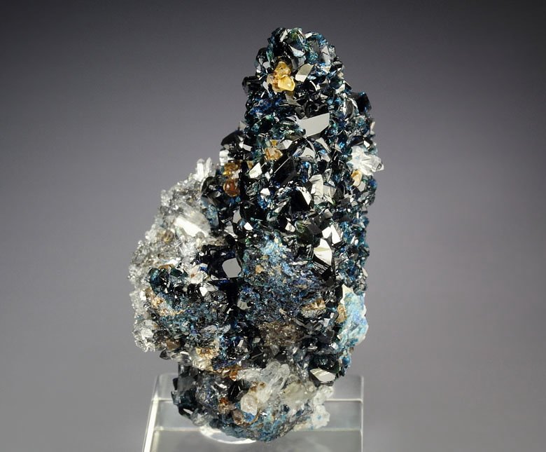 LAZULITE, gemmy SIDERITE, QUARTZ