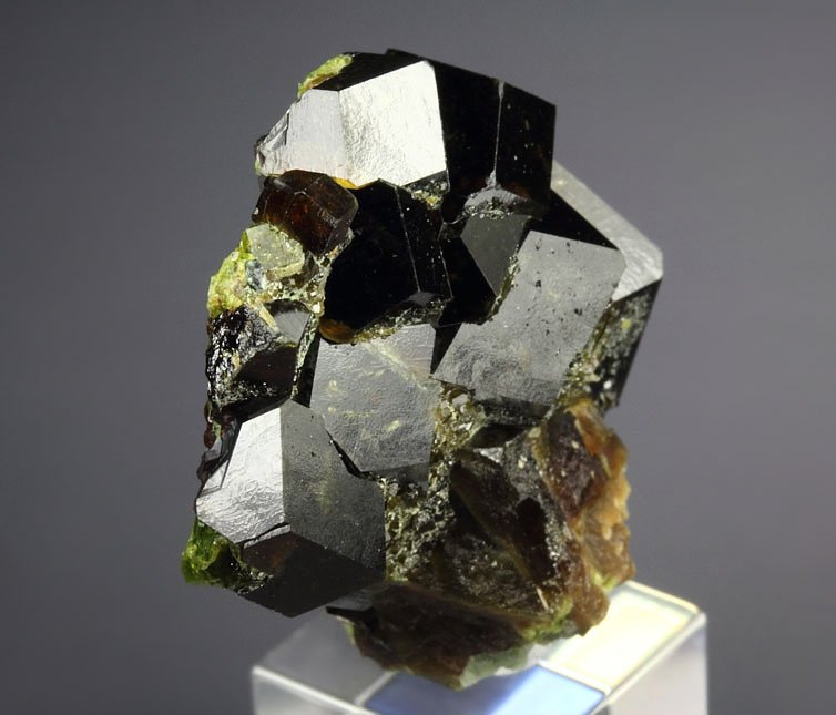 gemmy GARNET var. ANDRADITE, EPIDOTE