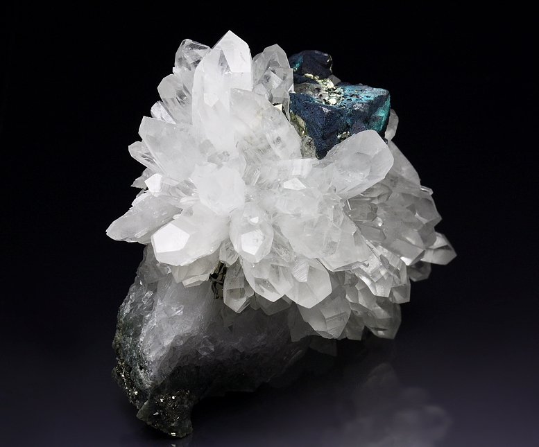 CHALCOPYRITE, PYRITE, COVELLITE, CHALCANTHITE, QUARTZ