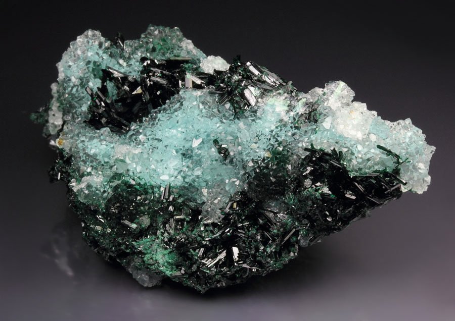 new find - ATACAMITE, CHRYSOCOLLA, QUARTZ