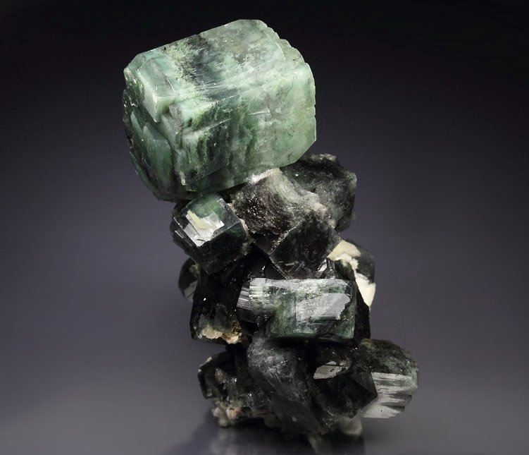 APOPHYLLITE with inclusions, STILBITE