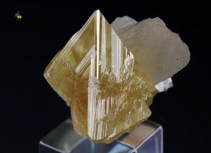 gem POWELLITE, STILBITE