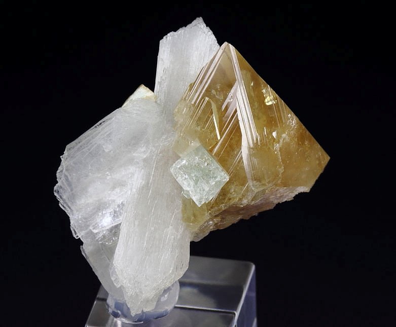 gem POWELLITE, STILBITE