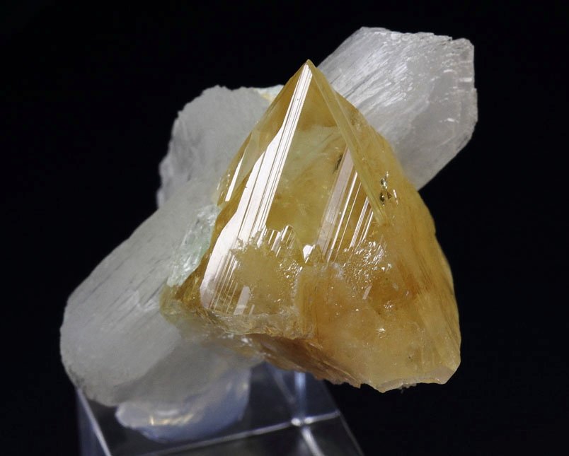 gem POWELLITE, STILBITE