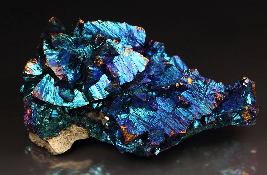 iridescent CHALCOPYRITE