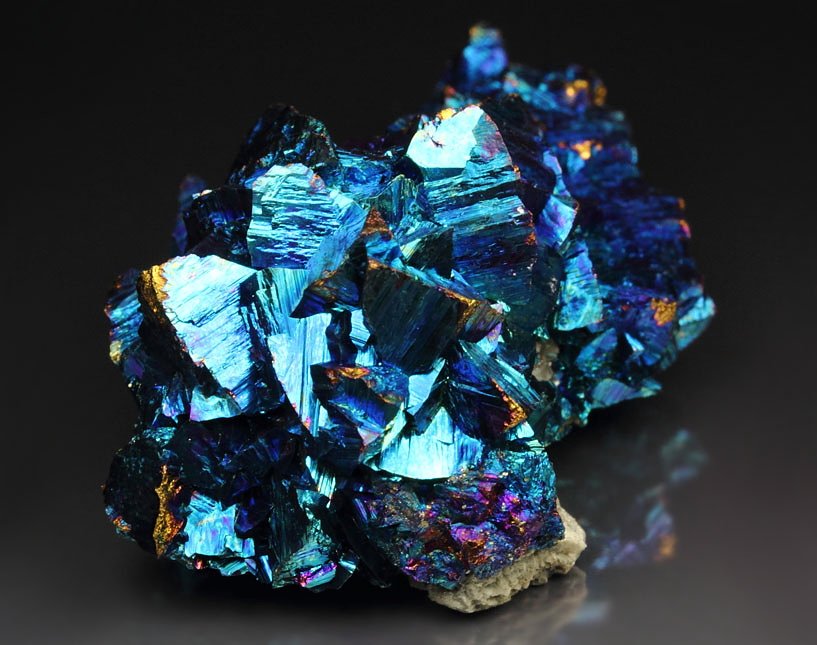 iridescent CHALCOPYRITE