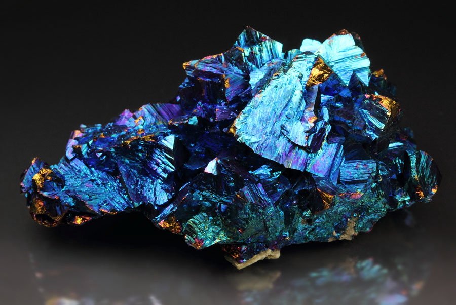 iridescent CHALCOPYRITE